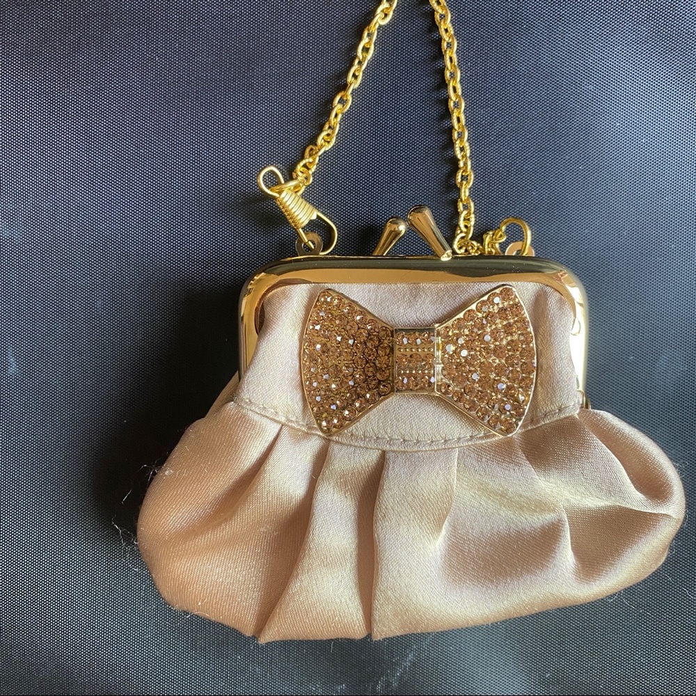 Very small cute case with a sparkle bow